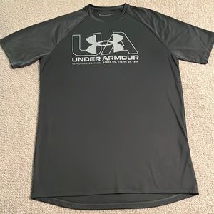 Men’s Under Armour Shirt